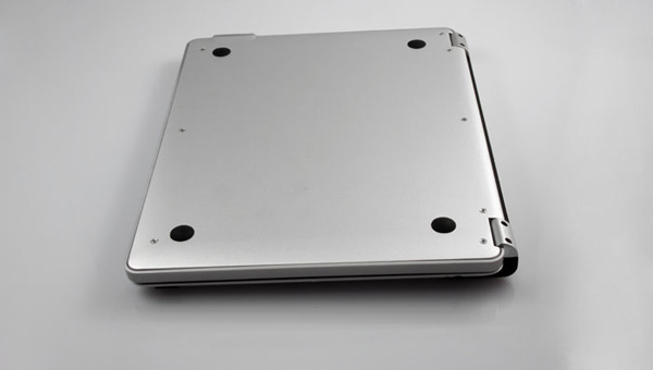 SharksuckerWirelessKeyboardCaseForiPad18